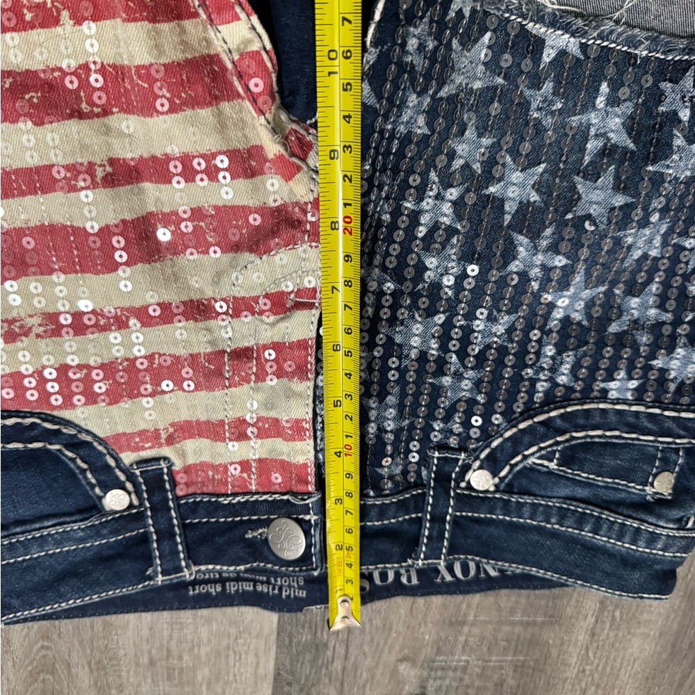 Knox Rose American Flag Sequin Denim Shorts - Red, White, Blue size 8 Mid Rise - Picture 6 of 8